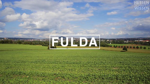 Blick auf Fulda von einem Feld aus