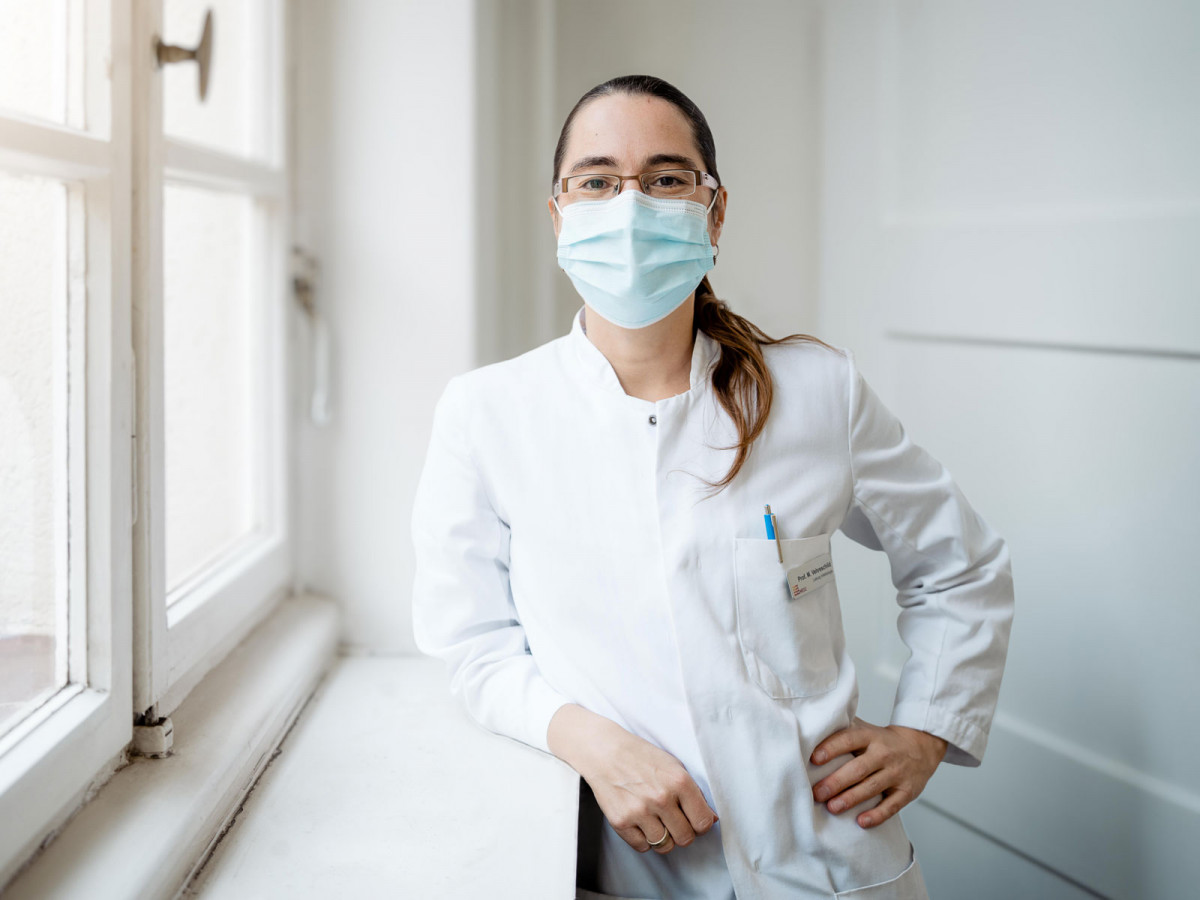 Die personalisierte, ganz auf das Individuum abgestimmte Medikation ist seit Jahren ein Thema vieler Wissenschaftler, geht man auf herkömmlichen Wege doch immer noch von einem Durchsschnittspatienten, mit durchschnittlicher Größe und durchschnittlichem Gewicht aus.