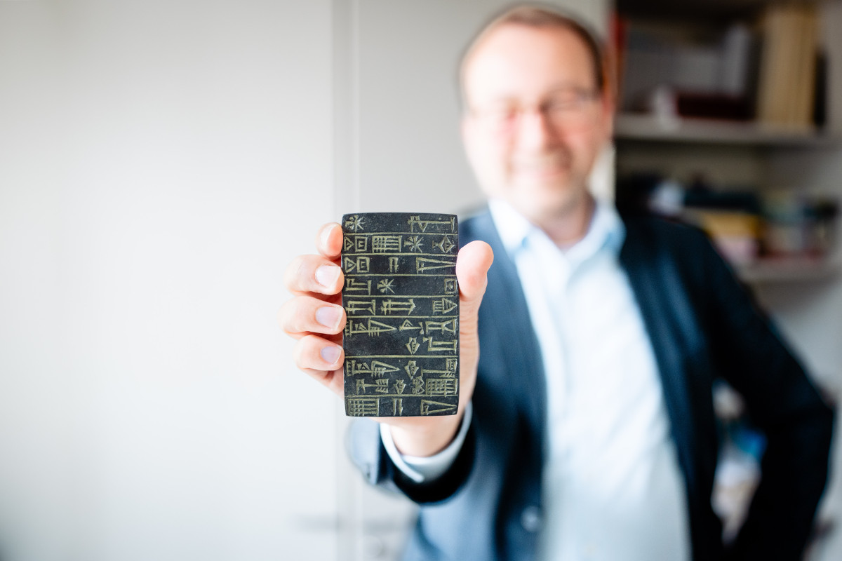 high-res-steffen-boettcher-uni-marburg-prof-heessel-antike-11