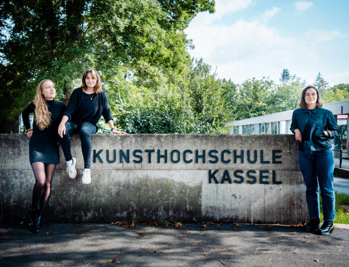 Annika, Olinga und Sabine studieren Produktdesign im 13. Semester an der Kunsthochschule Kassel.